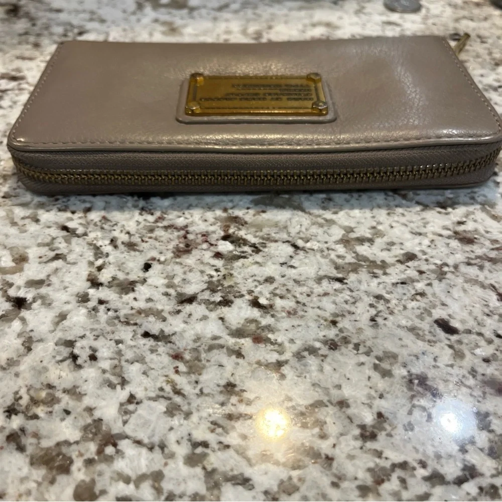 Marc Jacobs Taupe Leather Zip-Around Wallet with Gold Plaque